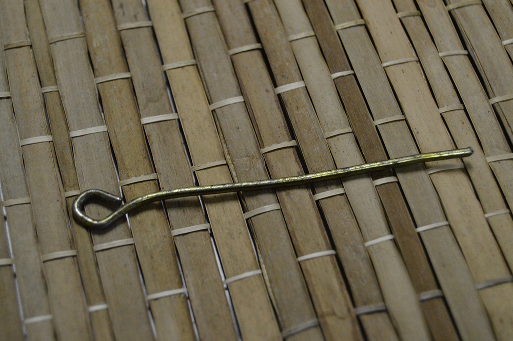 Hanger needle