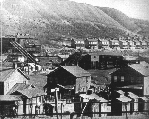 View of company houses in the mining town of Nanty-Glo, 1920s. View of company houses in the mining town of Nanty-Glo, 1920s.