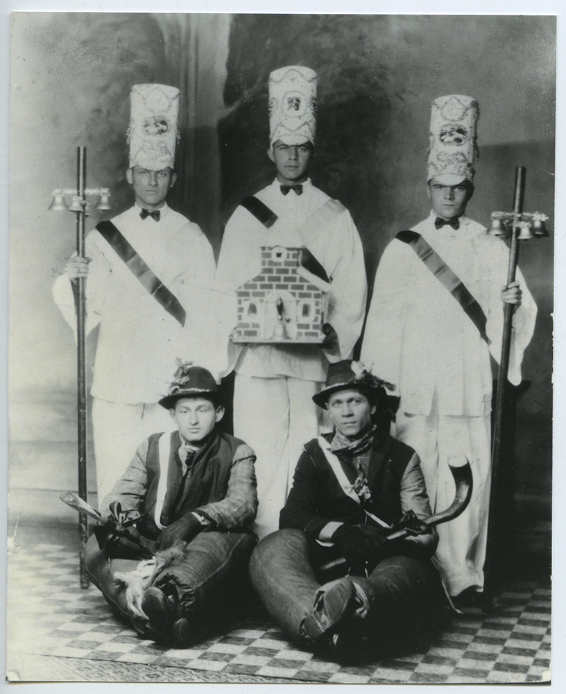 A group of Slovak men from Sharon, PA, c. 1930, are dressed to carry on the tradition of the Jaslickari. | Heinz History Center A group of Slovak men from Sharon, PA, c. 1930, are dressed to carry on the tradition of the Jaslickari. | Heinz History Center