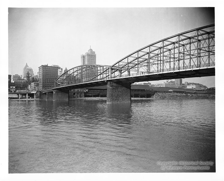 Smithfield Street Bridge, 1949, Allegheny Conference on Community Development Photographs, Detre Library & Archives at the History Center Smithfield Street Bridge, 1949, Allegheny Conference on Community Development Photographs, Detre Library & Archives at the History Center