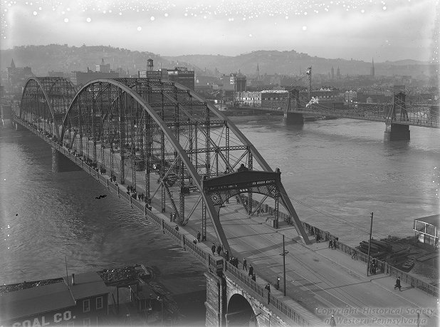 MSP388.B008.I05Sixth Street Bridge, March 24, 1917, F. Theodore Wagner, Photographs, Detre Library & Archives at the History Center. Sixth Street Bridge, March 24, 1917, F. Theodore Wagner, Photographs, Detre Library & Archives at the History Center.