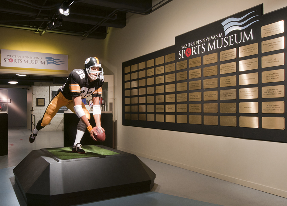 Museum life-like figure of Franco Harris in front of the Western Pennsylvania Sports Museum.