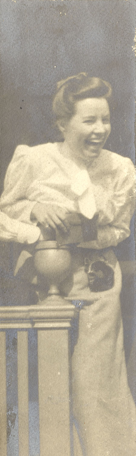 Winifred Meek Morris, circa 1915.
