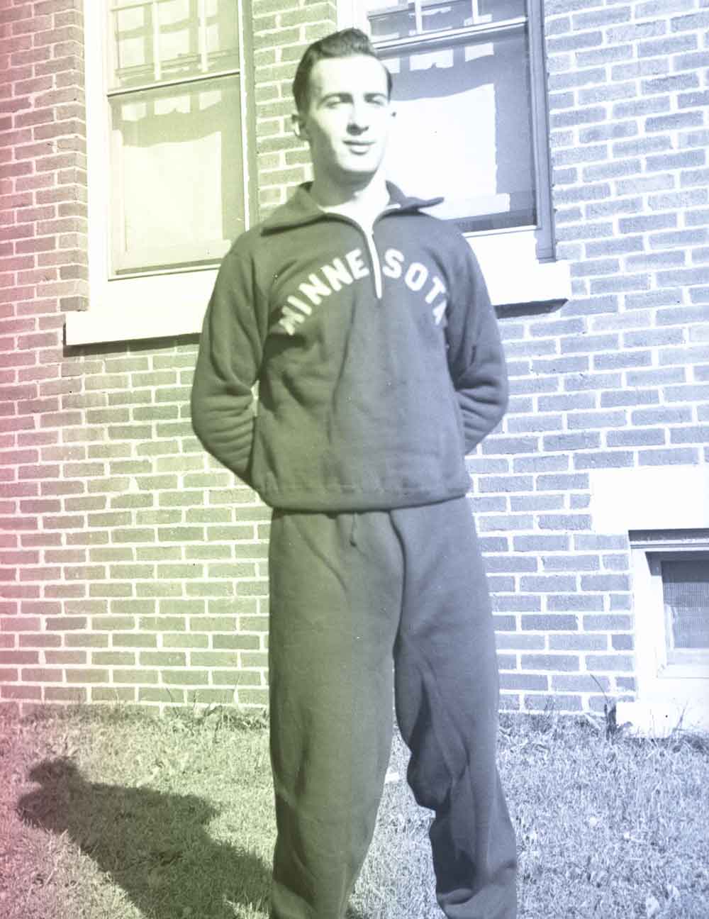 Arthur Buchman attended the University of Minnesota before enlisting in the U.S. Army in 1941. Buchman Family Photographs, Rauh Jewish Archives at the History Center.