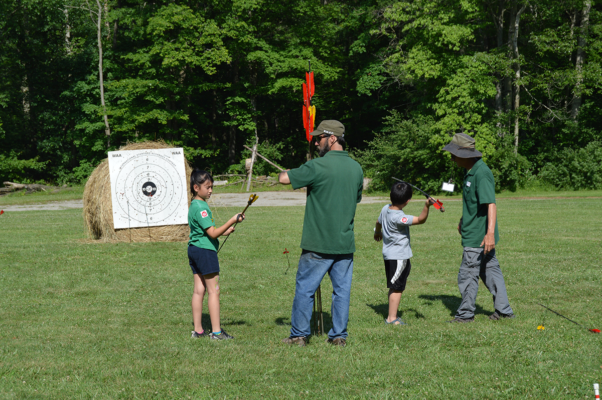 Beginner atlatl participants during the 2017 Atlatl competition at Meadowcroft.