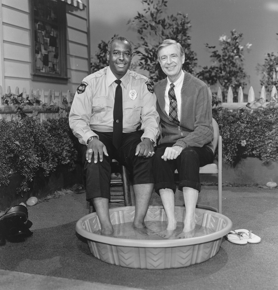 Still image from Episode 1663, where Mister Rogers and Officer Clemmons soak their feet together, aired on February 24, 1993. | Courtesy of Fred Rogers Productions