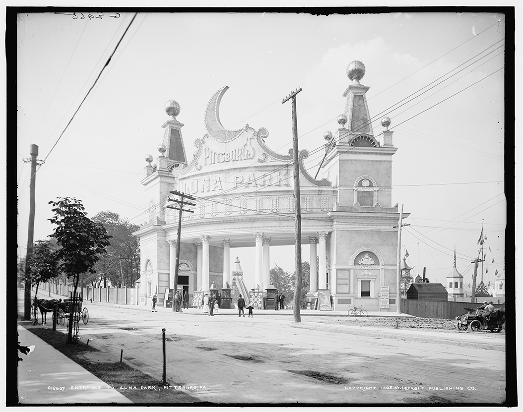 Entrance to Luna Park, Pittsburg, Pa., 1905.
