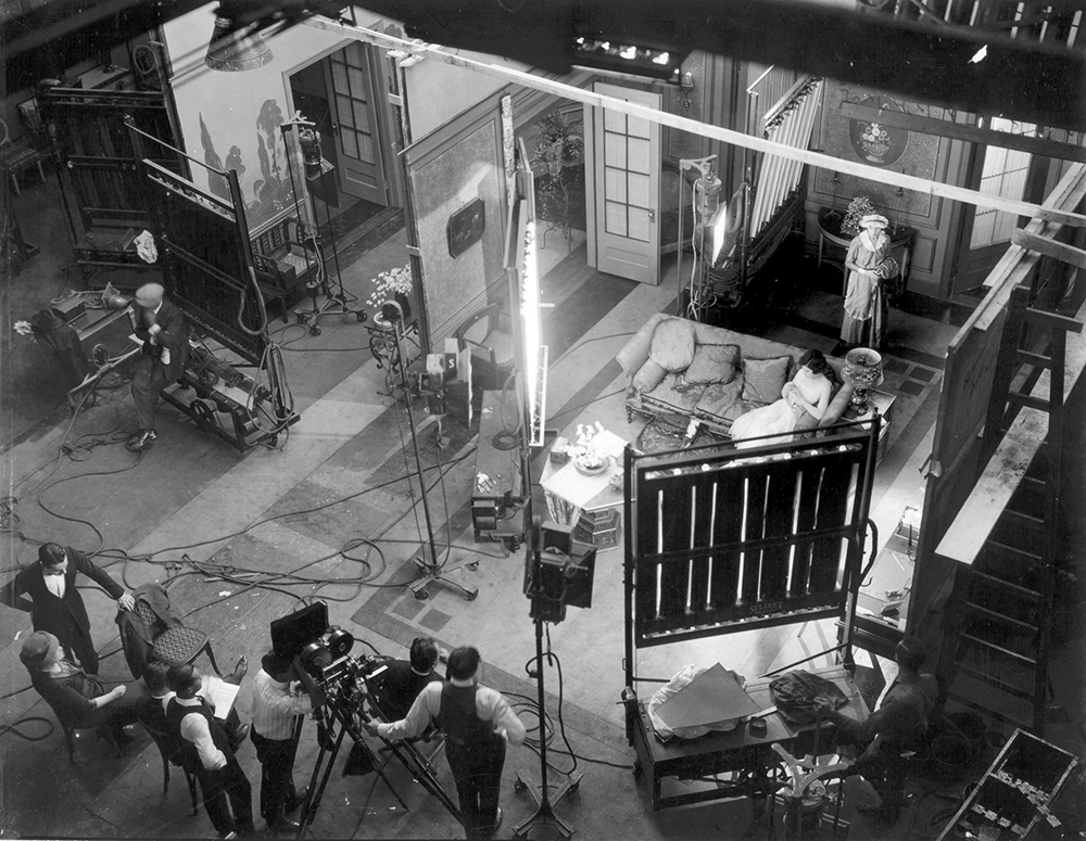 A Selznick Studios production filming in Fort Lee, New Jersey, 1920. Courtesy of the Fort Lee Film Commission.