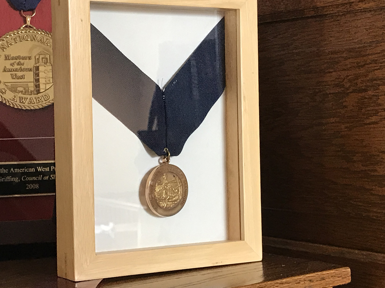 Robert Griffing’s Forbes Medal. Awarded to him in 1999 by the Fort Pitt Museum and Pennsylvania Historical and Museum Commission for his contributions to art and the promotion of Western Pennsylvania history. Photo by Kathleen Lugarich.