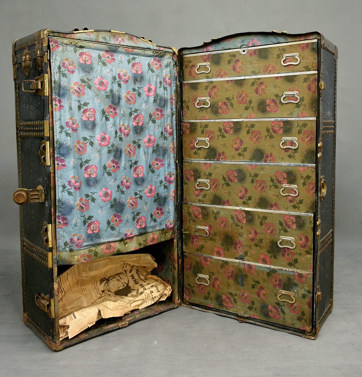 Domenico “Dominic” Ferraro’s steamship trunk, c. 1910. Gift of Patricia H. Sims. Italian American Collection at the Heinz History Center.