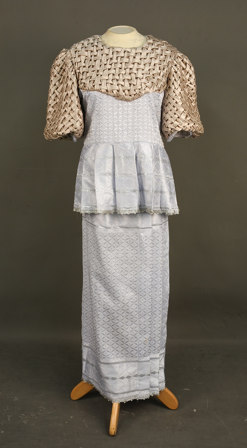 Kaba with satin skirt made by Dosina Blemahdoo, 2003.