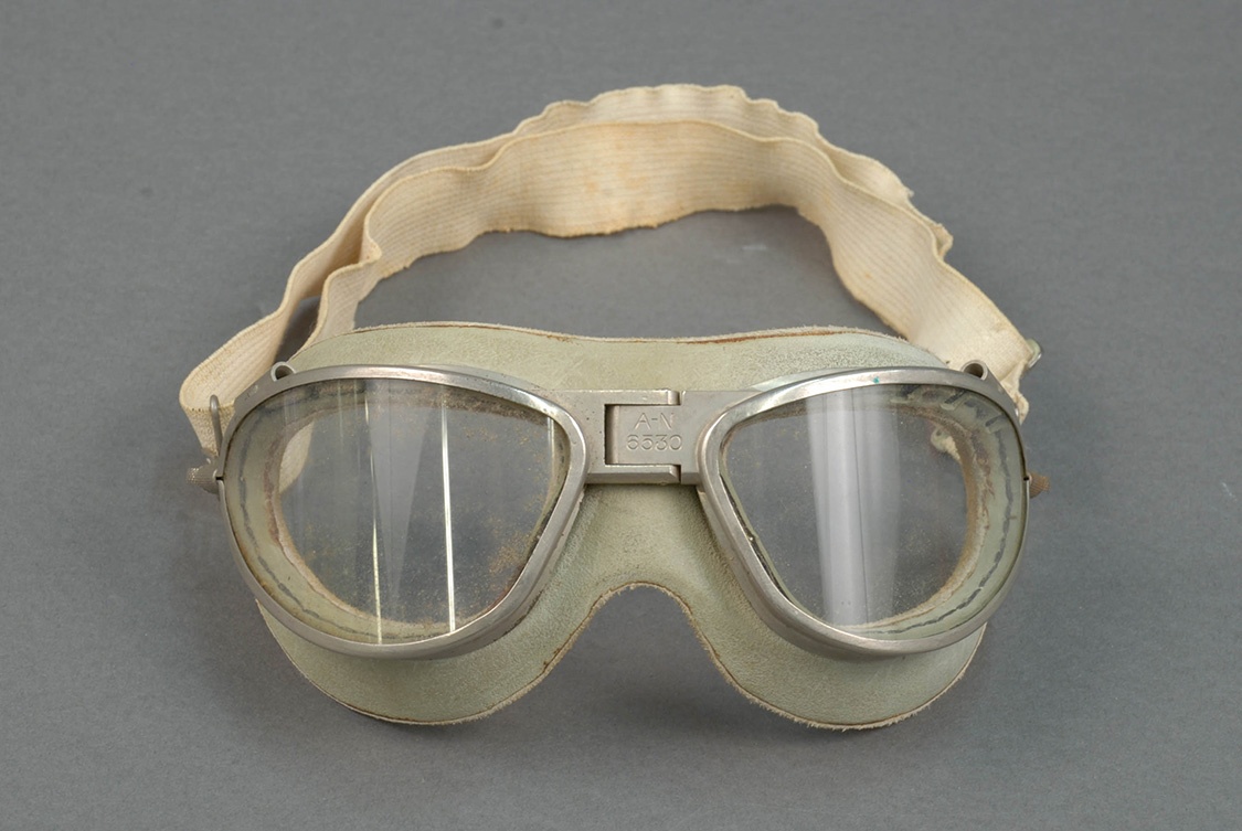 Pilot's flight goggles, worn by William A. Johnston. Gift of Regis Bobonis.