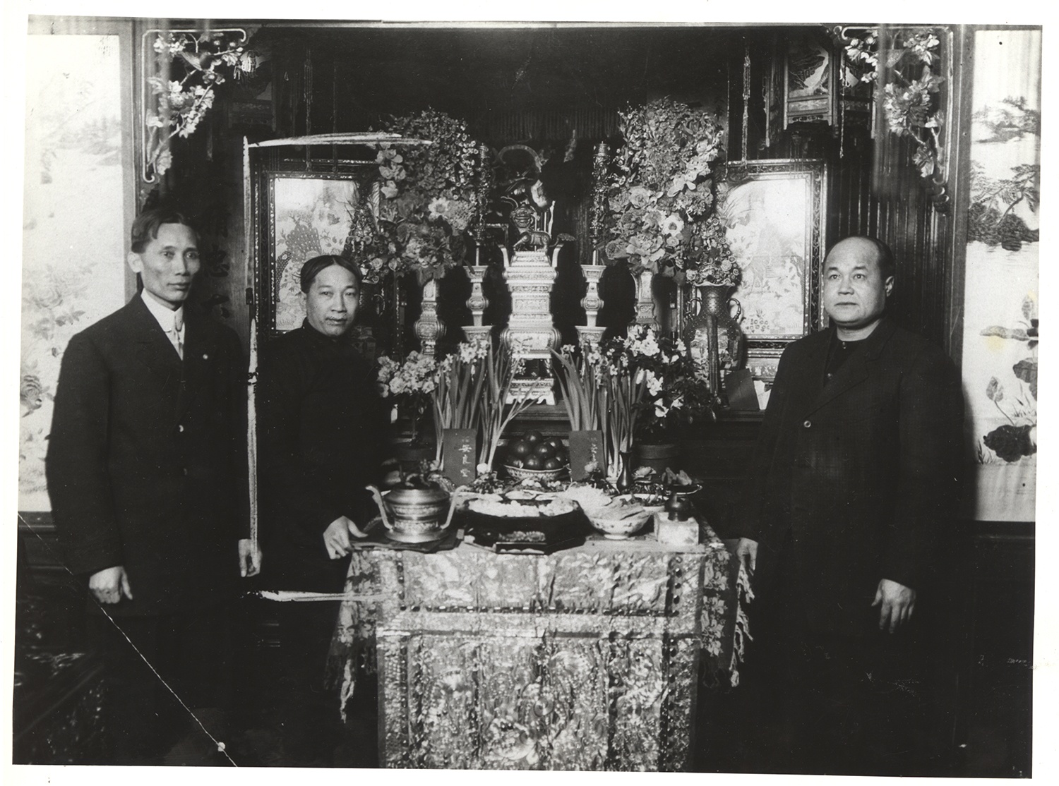 Displaying an altar (possibly a Lunar New Year altar) in Chinatown, 1912. Gift of Elenore Seidenberg, MSP 566, Detre Library & Archives at the History Center.